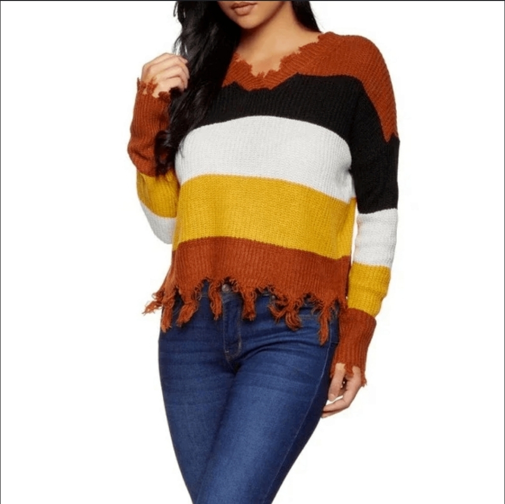 Cozy Brown and Black Crew Neck Sweater with Distressed Hem